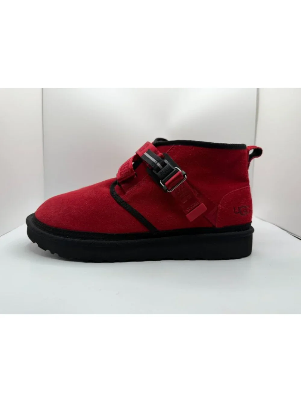 UGG Men's Neumel Snapback Boots Men's Size 11 Samba Red Slip On Fur Lined Shoes